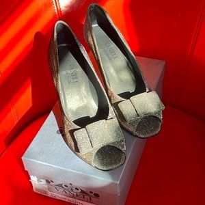 Vaneli di notte VE Mairi Pump Platinum